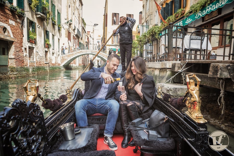 fotografo fidanzamento gondola venezia