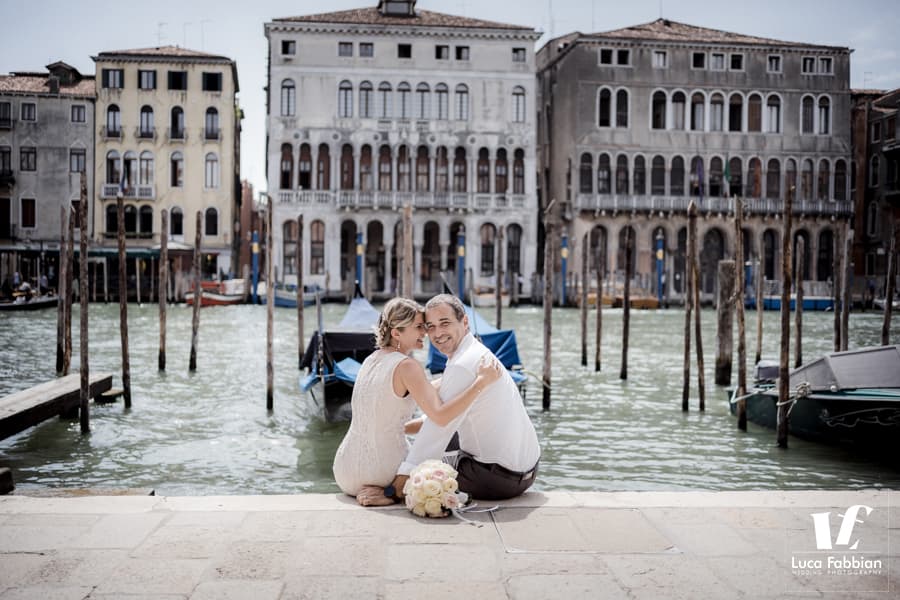 fotografia di matrimonio su Canal Grande a Venezia