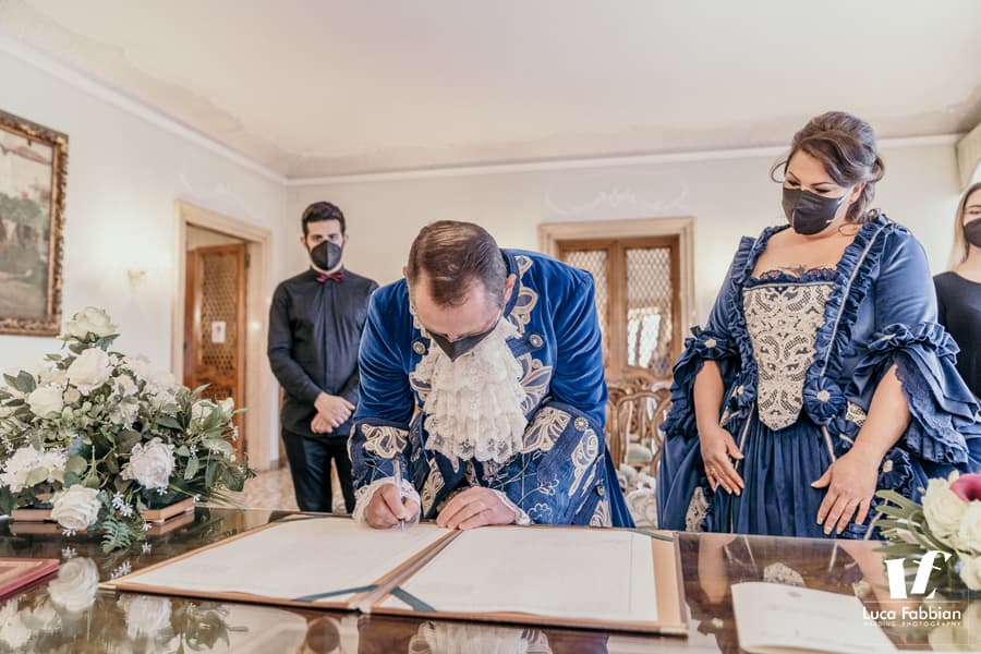 matrimonio in maschera di carnevale a Palazzo Cavalli Venezia