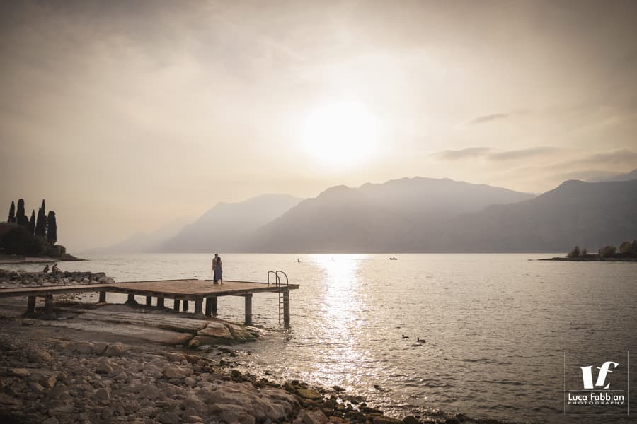 Fotografia di coppia sul lago di Garda